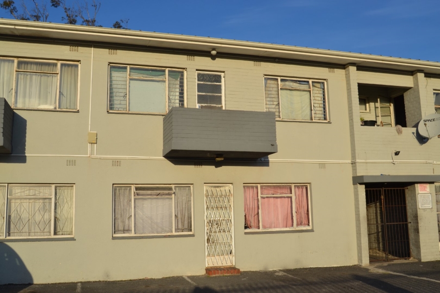 2 Bedroom Property for Sale in Oakdene Western Cape